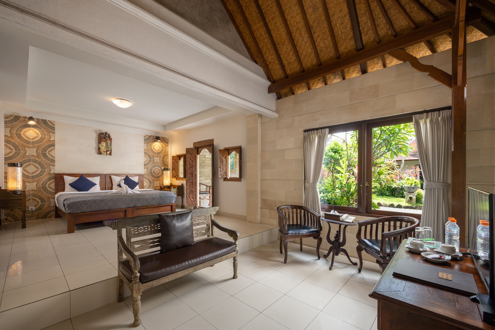 LKP56165-Edit superior